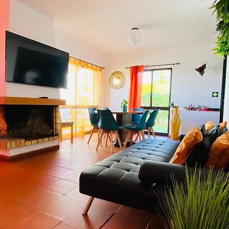 Summer House, Only 2 Minutes To The Beach In Vilamoura! Villa Exterior foto