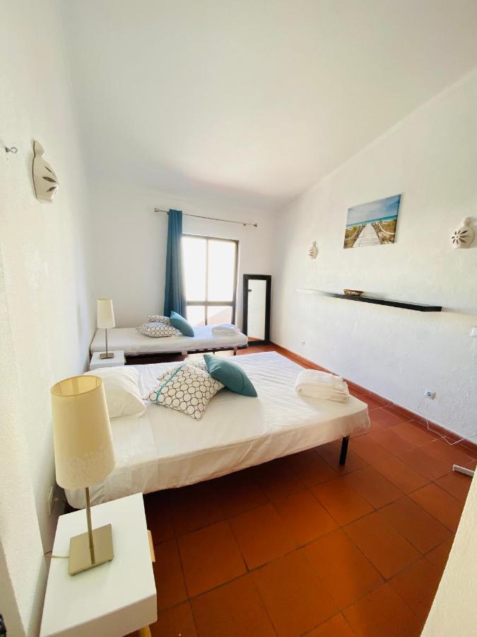 Summer House, Only 2 Minutes To The Beach In Vilamoura! Villa Exterior foto